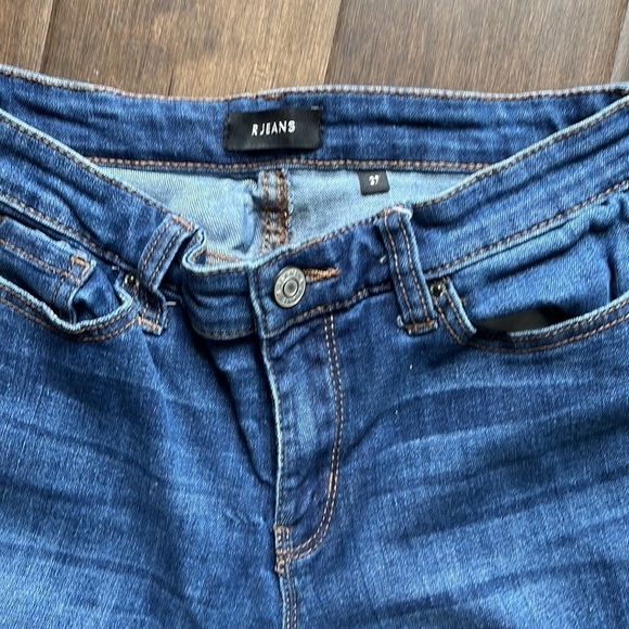 R Jeans- blue jeans, size 27- in seam 30”, slim (reitmans) - Picture 3 of 6